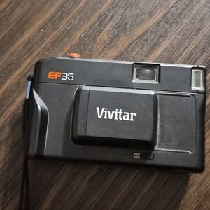 Vivitar EF35 Black Compact 35mm Film Camera